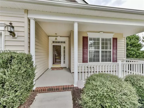 Fort Mill, SC 29708,389 Garnet CT