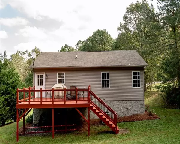 Conover, NC 28613,1784 Redberry LN