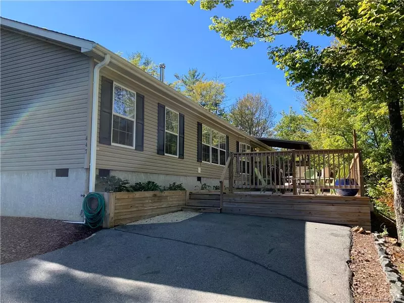 447 Forest Lake RD, Brevard, NC 28712