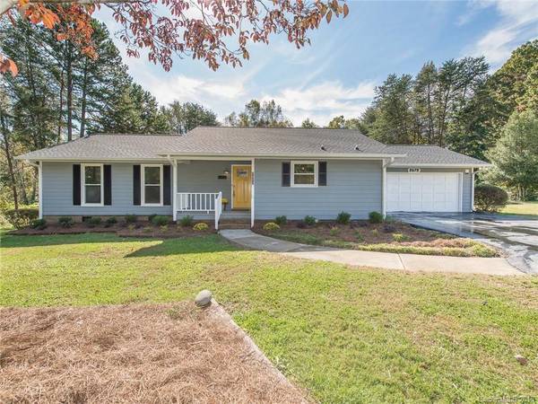 2572 Lake Shore RD S, Denver, NC 28037