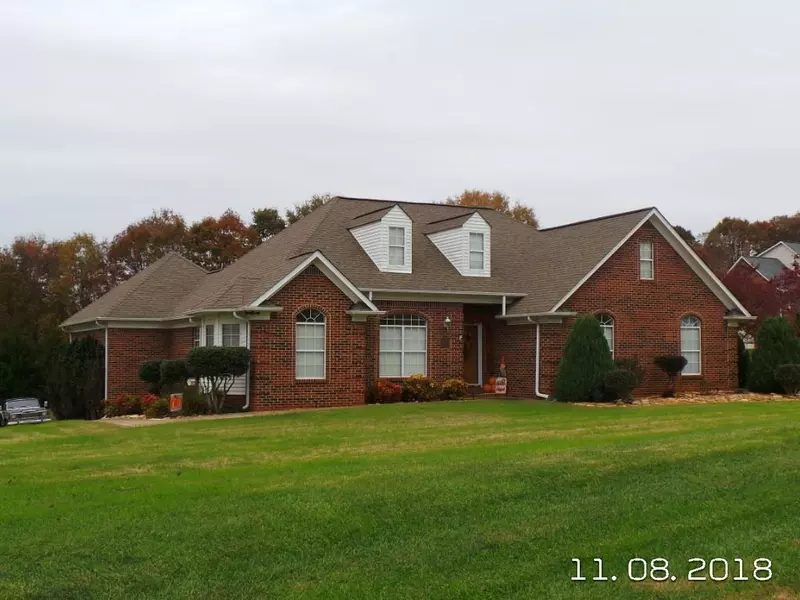 4104 Black Oak RD, Hickory, NC 28602