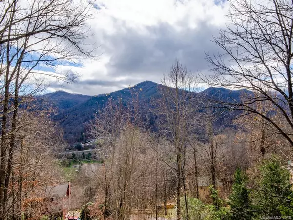 Maggie Valley, NC 28751,518 Greenview DR