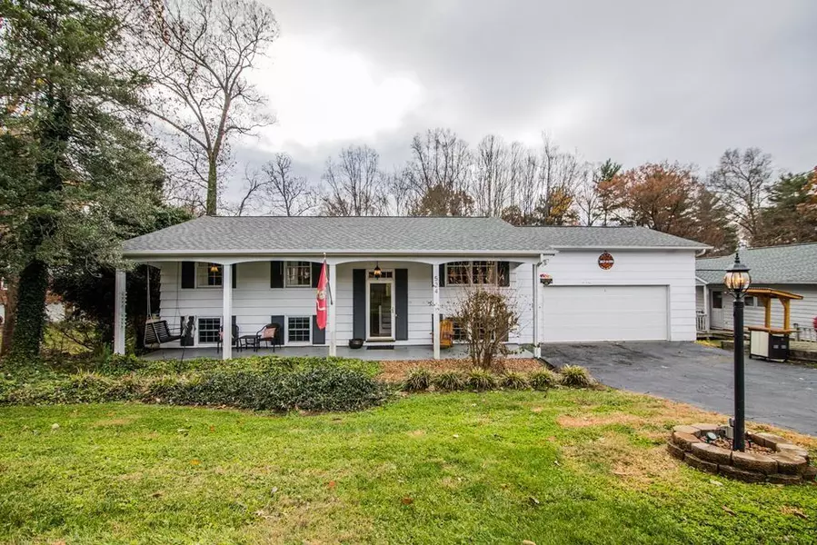 524 Mark LN, North Wilkesboro, NC 28659