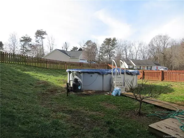 Newton, NC 28658,1469 Clear Creek LN