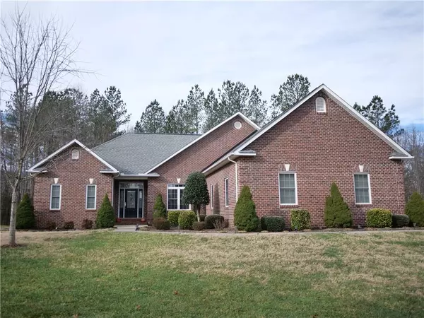 Valdese, NC 28690,120 Cottian LN NW