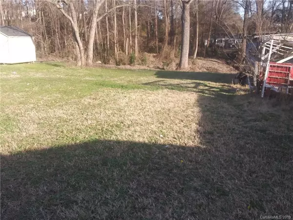 Concord, NC 28025,355 Fox ST