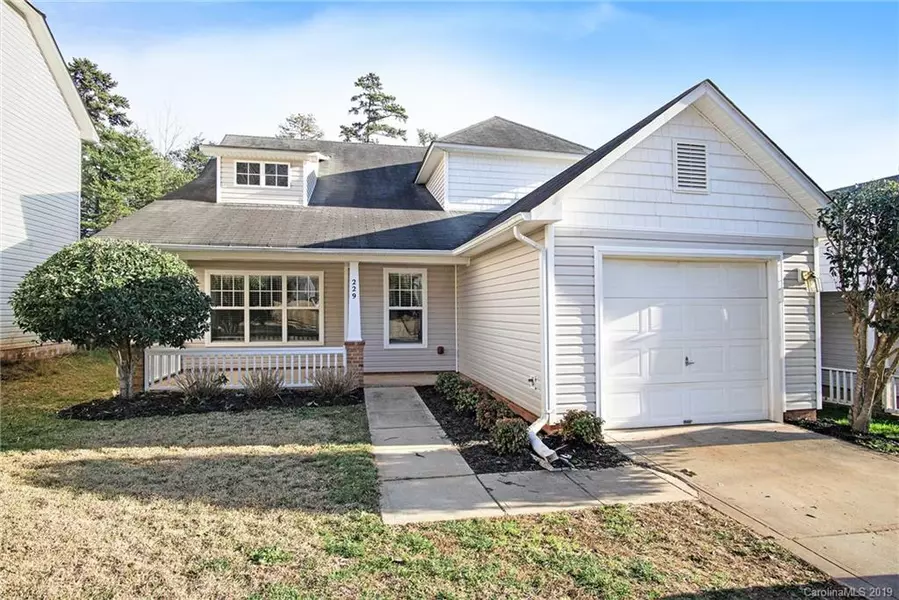 229 Amir CIR, Matthews, NC 28105