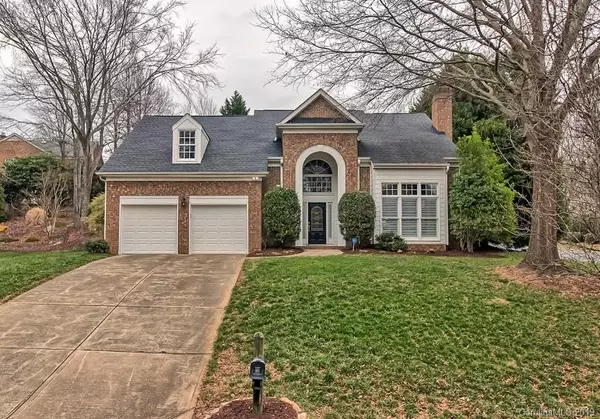 9731 Deer Spring LN, Charlotte, NC 28210