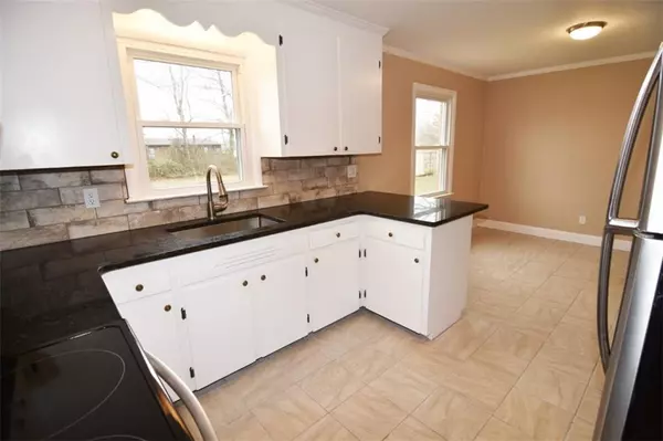 Conover, NC 28613,2455 Emmanuel Church RD