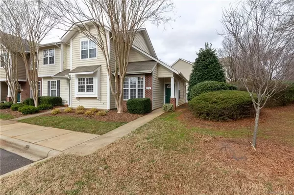 4714 Chapel Crossing CT, Charlotte, NC 28269