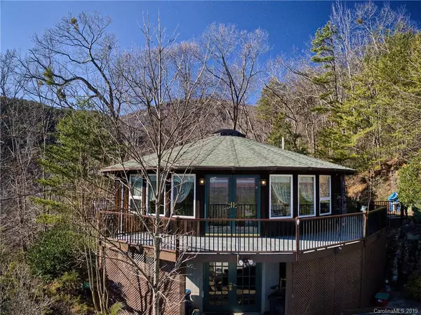 Lake Lure, NC 28746,238 Wolf Creek DR