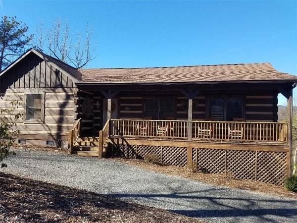 8684 Sleepy Hollow RD, Connelly Springs, NC 28612