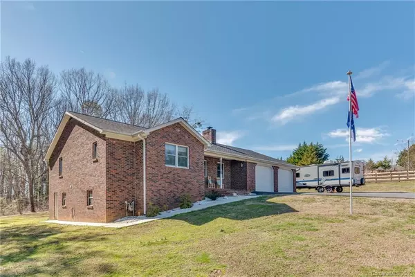 Landrum, SC 29356,100 Jason RD