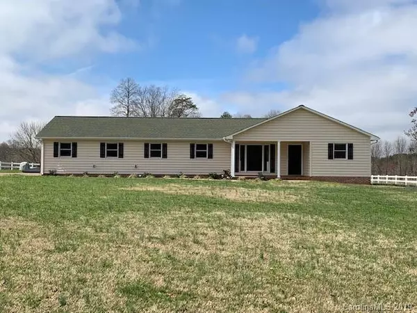 805 Long Shoals RD, Lincolnton, NC 28092