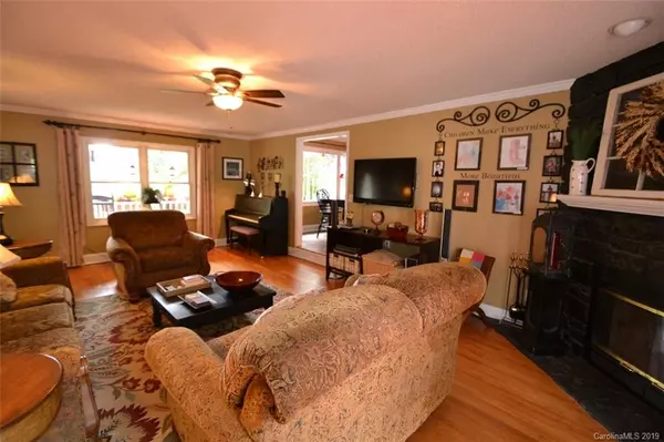 Denver, NC 28037,3561 Lake Shore RD S