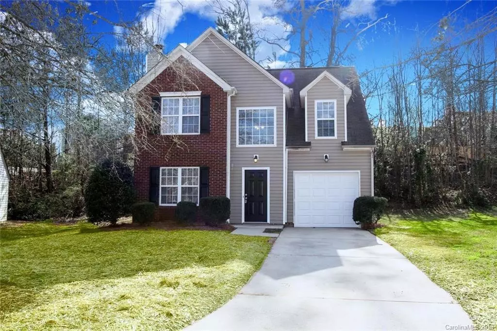 Charlotte, NC 28216,5210 Grass Run CT