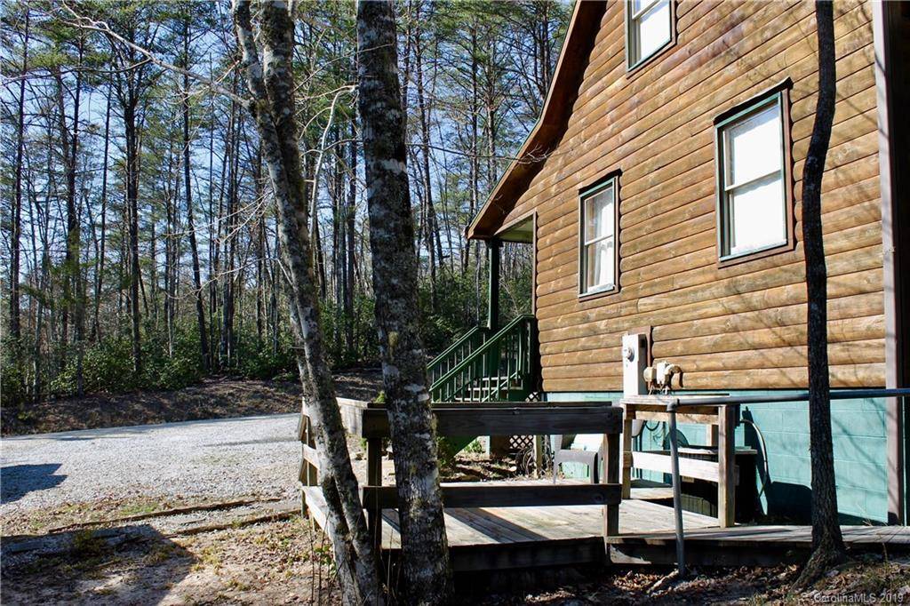 Brevard, NC 28712,269 Oconee Bell LN