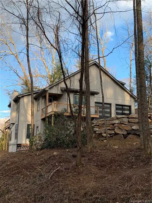 Hendersonville, NC 28739,9 Laurel Spring LN