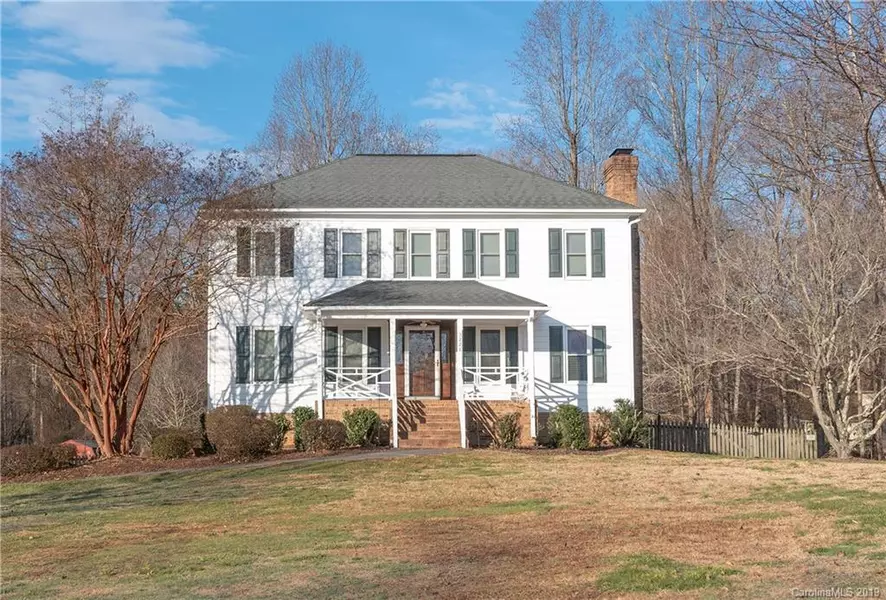 5228 Bridge Pointe DR, Clemmons, NC 27012