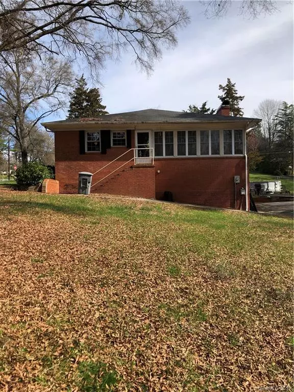 Charlotte, NC 28205,1424 Crystal RD