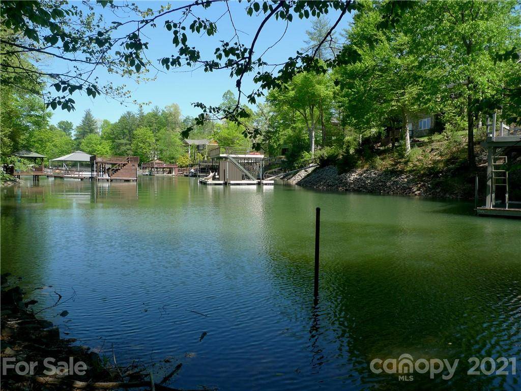 332 Waterglyn WAY #27, Nebo, NC 28761