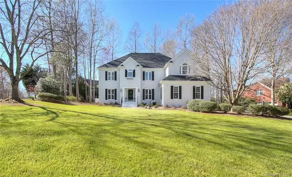 903 Thorn Ridge LN, Clover, SC 29710