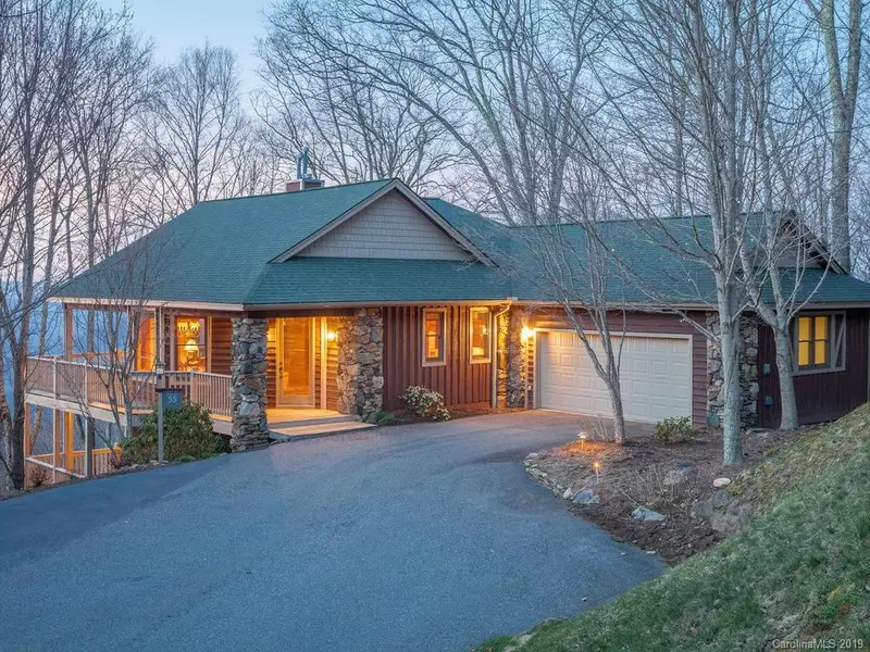 55 Ivy Point LN, Burnsville, NC 28714