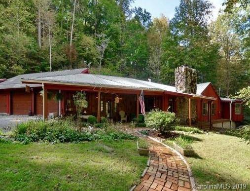 8 Quiet Forest LN, Sylva, NC 28779