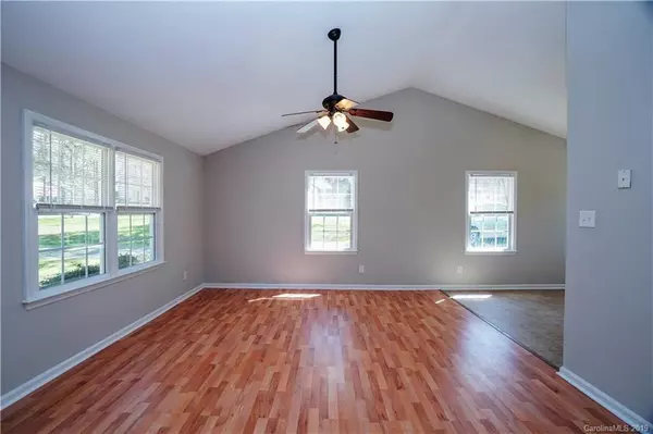 Waxhaw, NC 28173,808 Jerry LN