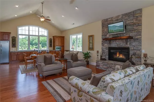 Hendersonville, NC 28792,828 Blacksmith Run DR #75