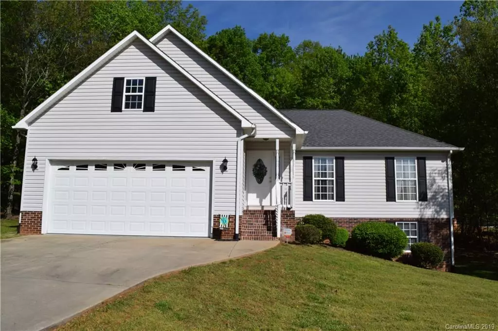 Lincolnton, NC 28092,4279 Majesty CT