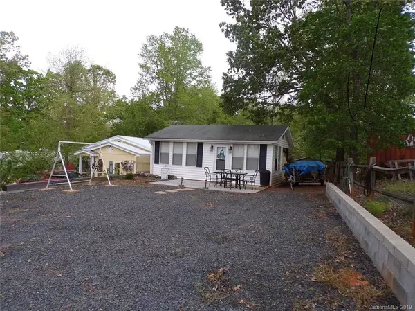 200 Lake Tillery TRL #16C, Mount Gilead, NC 27306