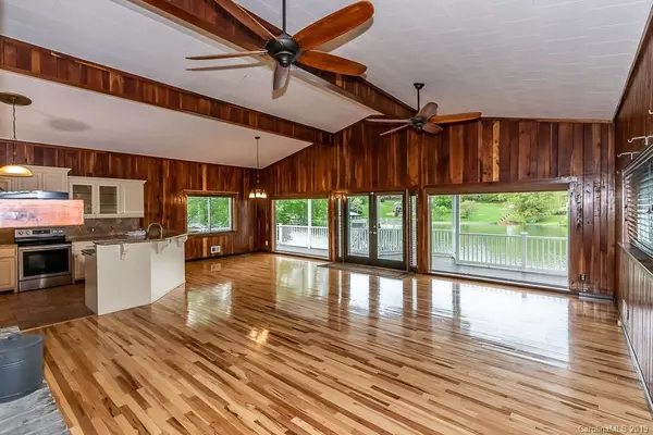 Conover, NC 28613,6698 Dam Cove RD