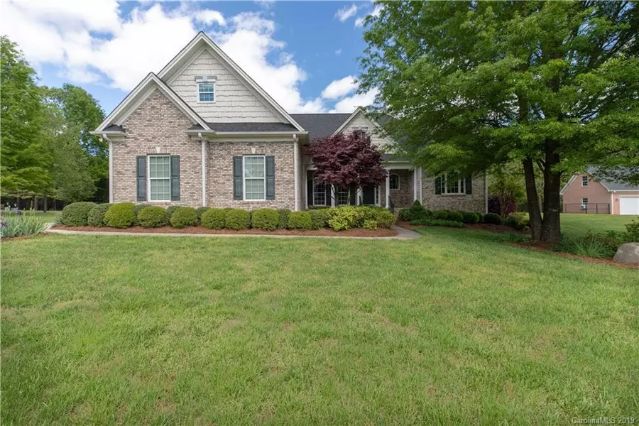 2038 Balmoral DR, Rock Hill, SC 29732