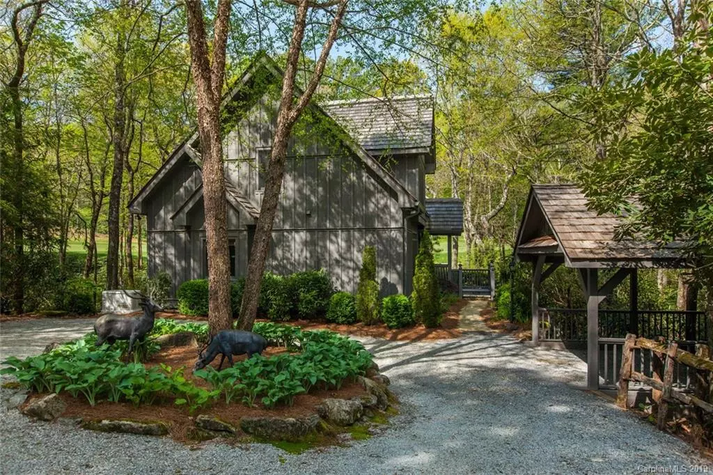 Lake Toxaway, NC 28747,589 Seminole WAY