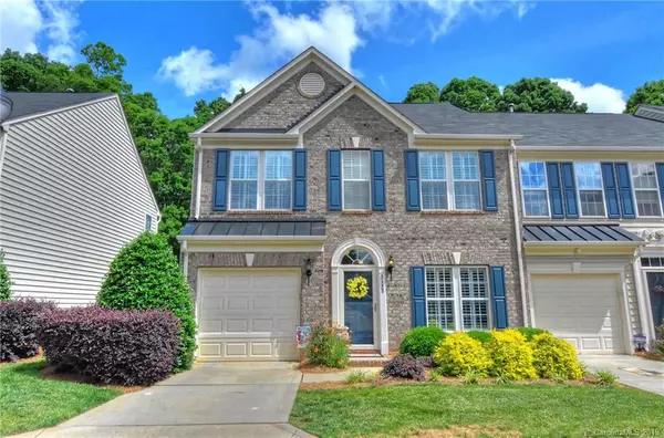 3138 Park South Station BLVD #End Unit, Charlotte, NC 28210