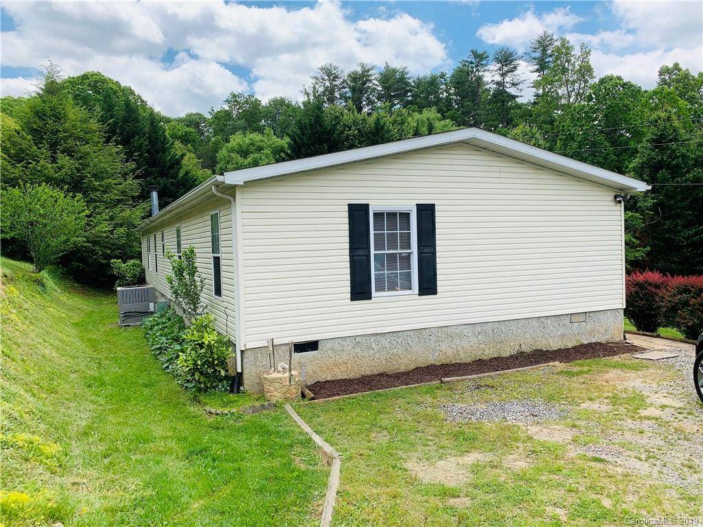 Fairview, NC 28730,8 Spring Tree LN