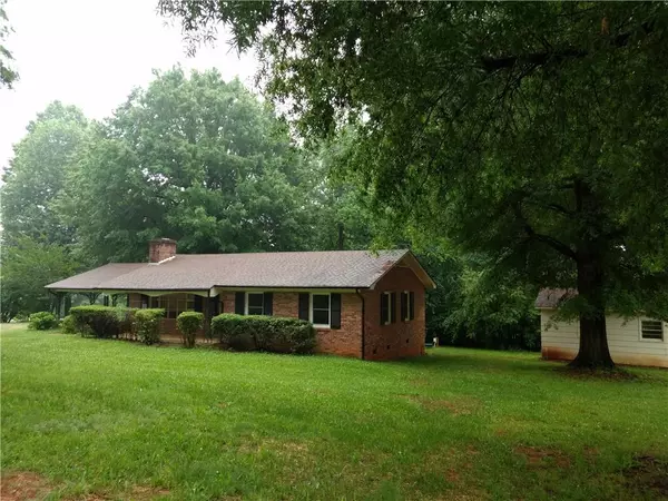 Conover, NC 28613,3440 Lester ST