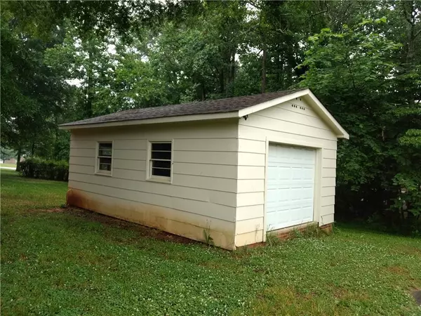 Conover, NC 28613,3440 Lester ST