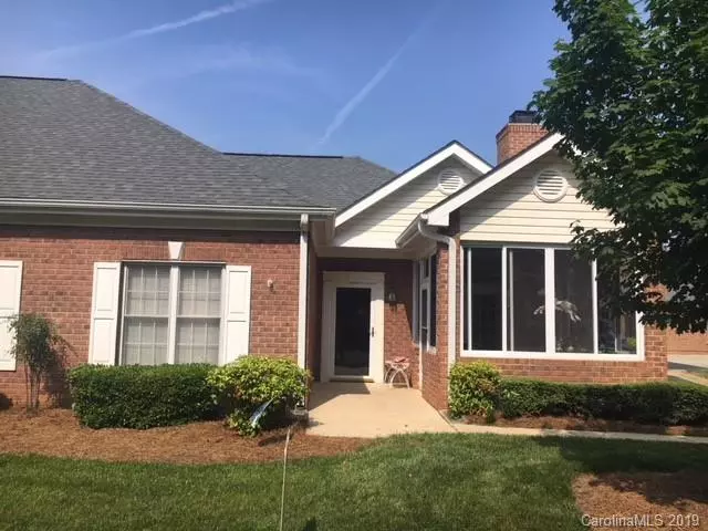 Charlotte, NC 28269,8432 Highland Glen DR