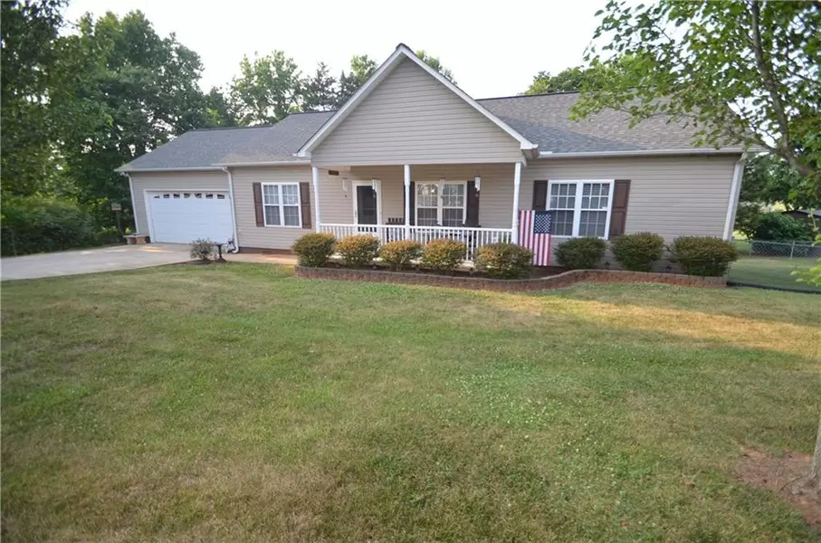 1267 Billess CT, Lincolnton, NC 28092