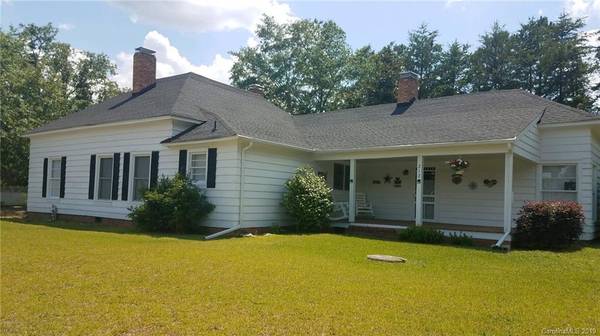 212 S Pearl ST, Pageland, SC 29728