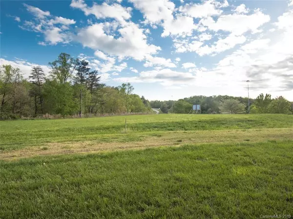 Asheville, NC 28803,303 Gashes Creek RD