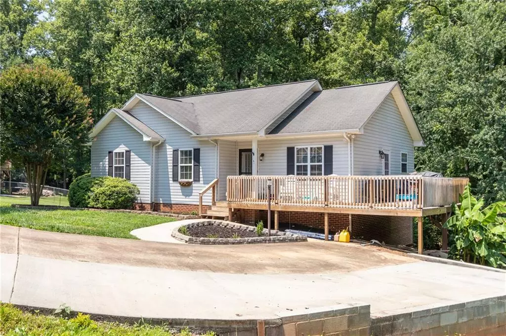 Conover, NC 28613,1510 Carlin DR