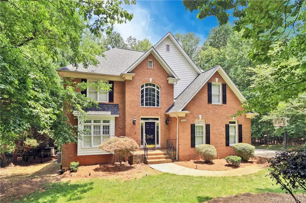 Charlotte, NC 28270,5634 Camelot DR