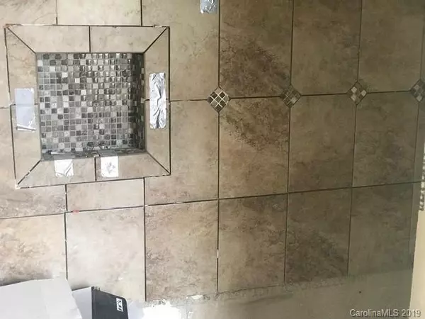 Taylorsville, NC 28681,6 Walnut LN