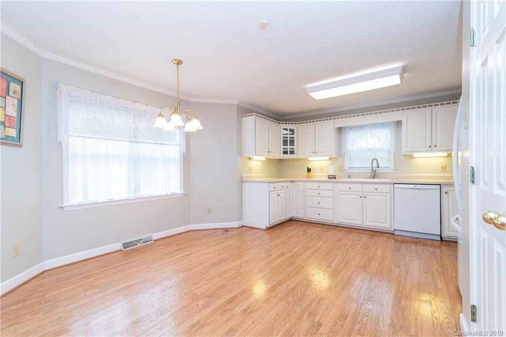 Mocksville, NC 27028,120 Meadowview RD