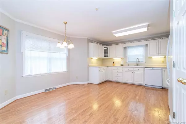 Mocksville, NC 27028,120 Meadowview RD
