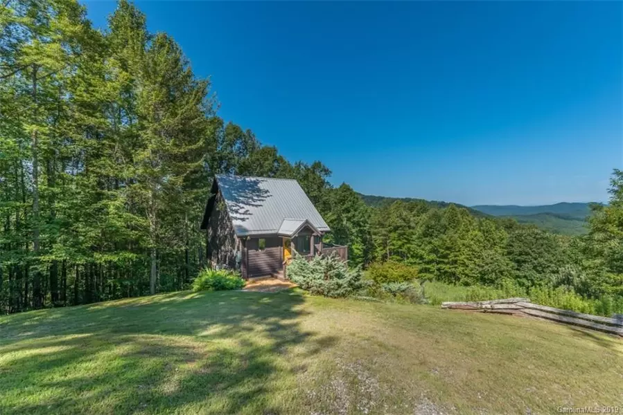 911 Mountain Lookout DR, Bostic, NC 28018