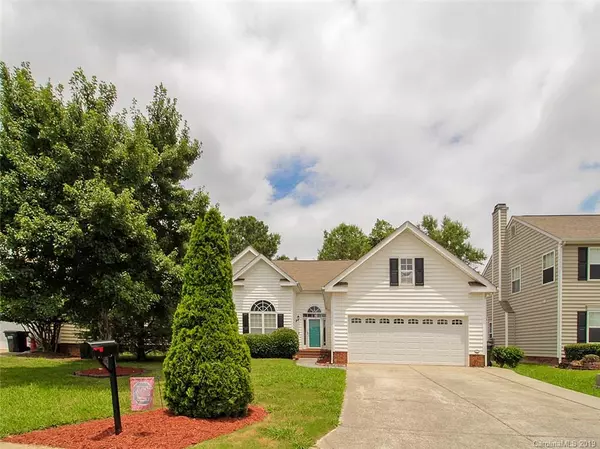 Fort Mill, SC 29715,2962 Huckleberry Hill DR